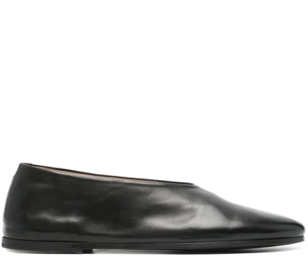 Shop Marsèll  Shoes: Shoes Marsèll, Coltellaccio model, ballerina, in smooth leather, black and leather color, with a small heel.

Composition: 100% leather.