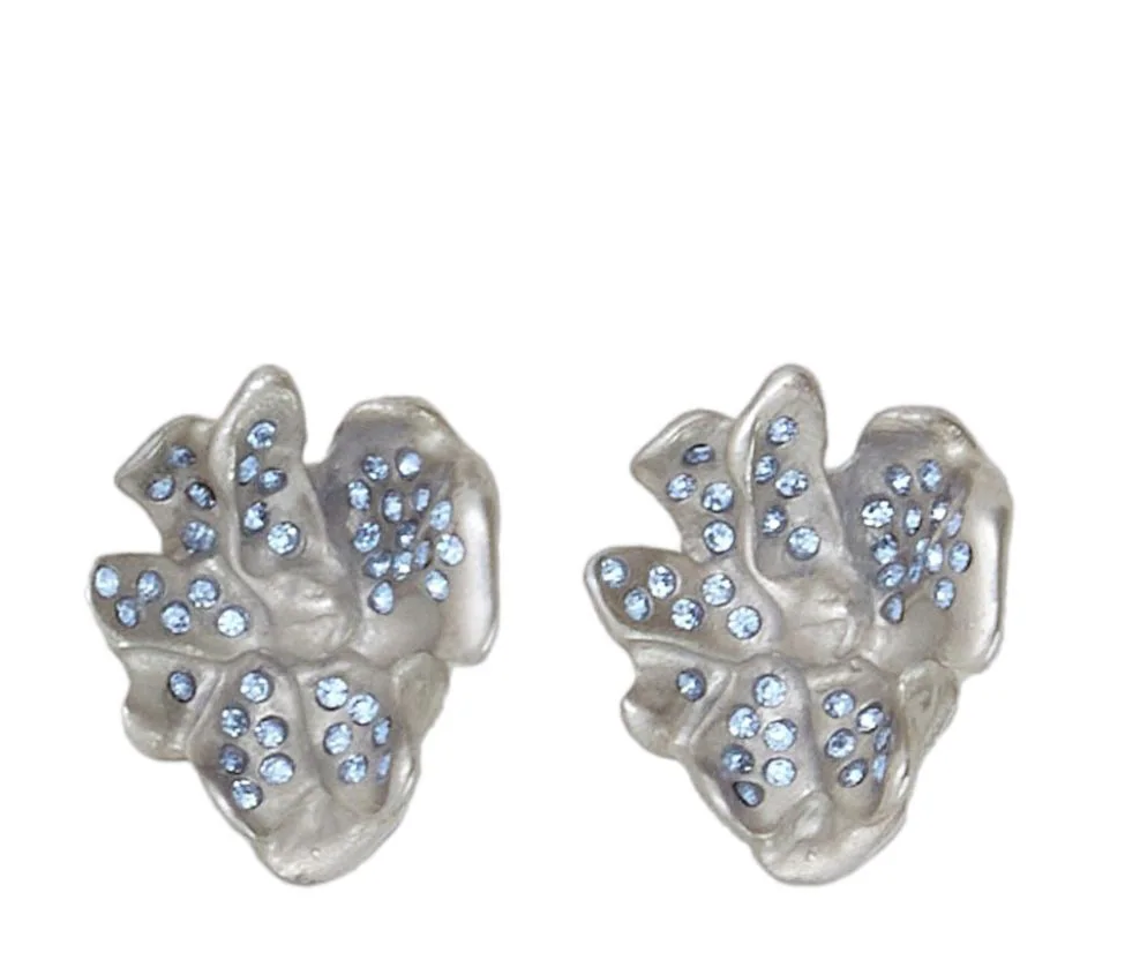 shop Marni  Bijoux: Bijoux Marni, orecchini a forma di fiore, in metallo, realizzati a mano, con piccoli cristalli. number 2724